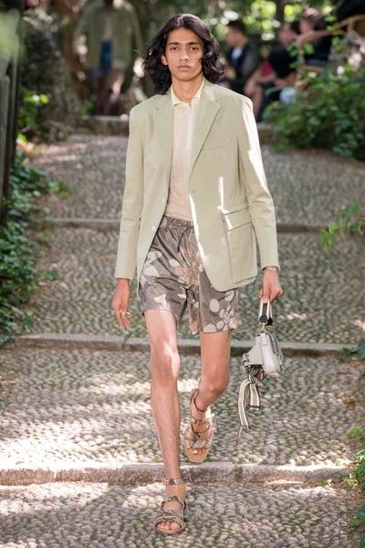 Look 6